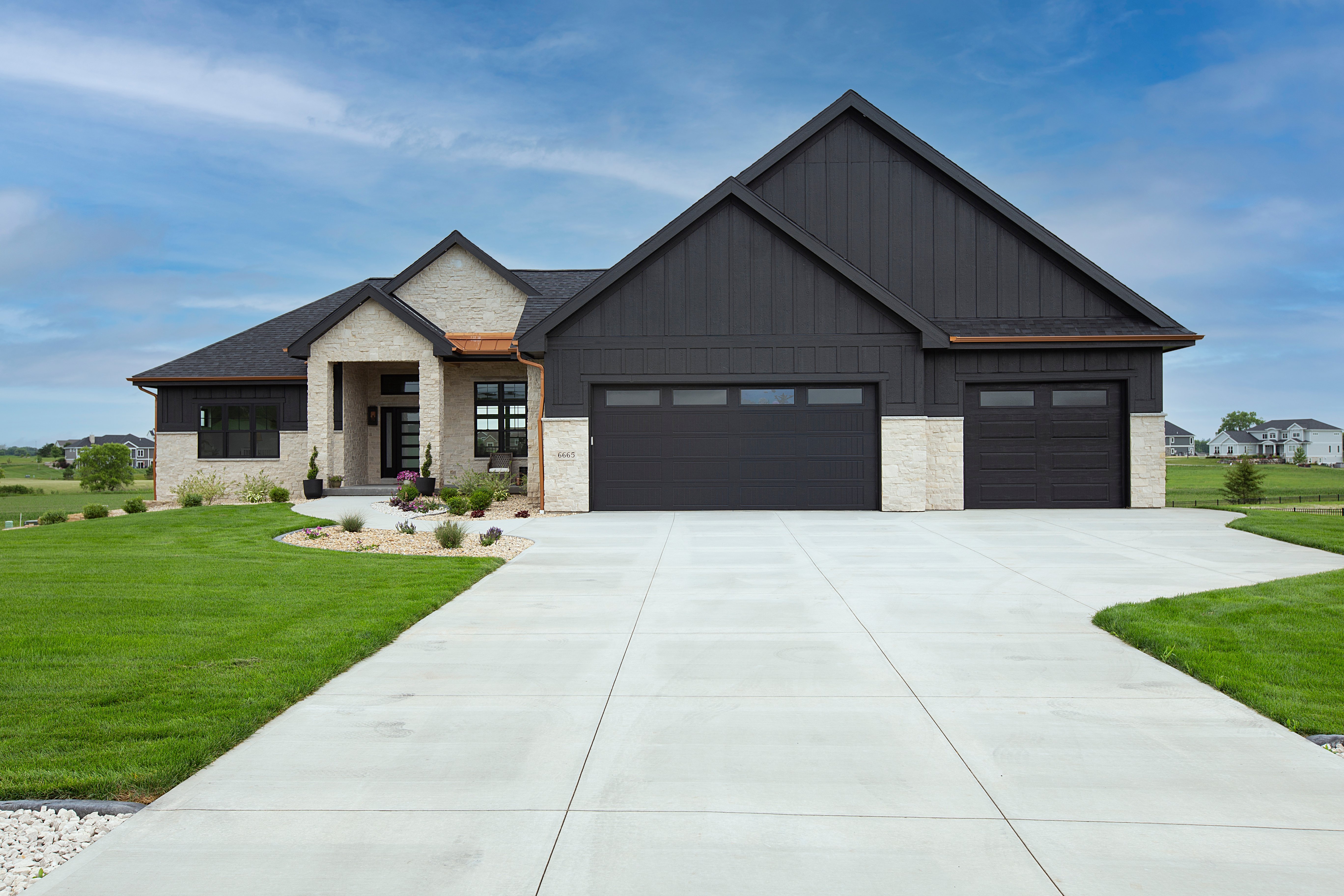 LP SmartSide ExpertFinish_Madison Parade of Homes_2021 12